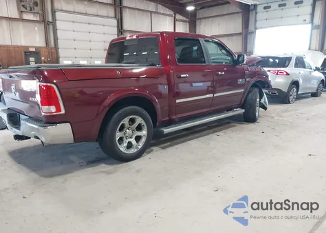 2017 Ram 1500 Laramie 4X4 5'7 Box z USA, uszkodzony, nr VIN 1C6RR7NT5HS539102